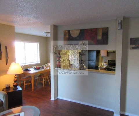 Super Convenient Northeast Apartments Super Convenient Northeast Apartments