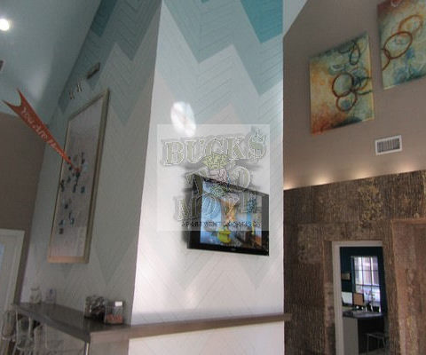 Stylishly Renovated North East Apartments Stylishly Renovated North East Apartments