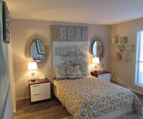 Stylishly Renovated North East Apartments Stylishly Renovated North East Apartments