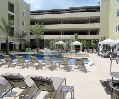 Luxurious Apartments with Breath taking views Luxurious Apartments with Breath taking views