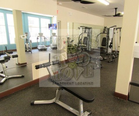 a9 Apartment close to Fort Sam